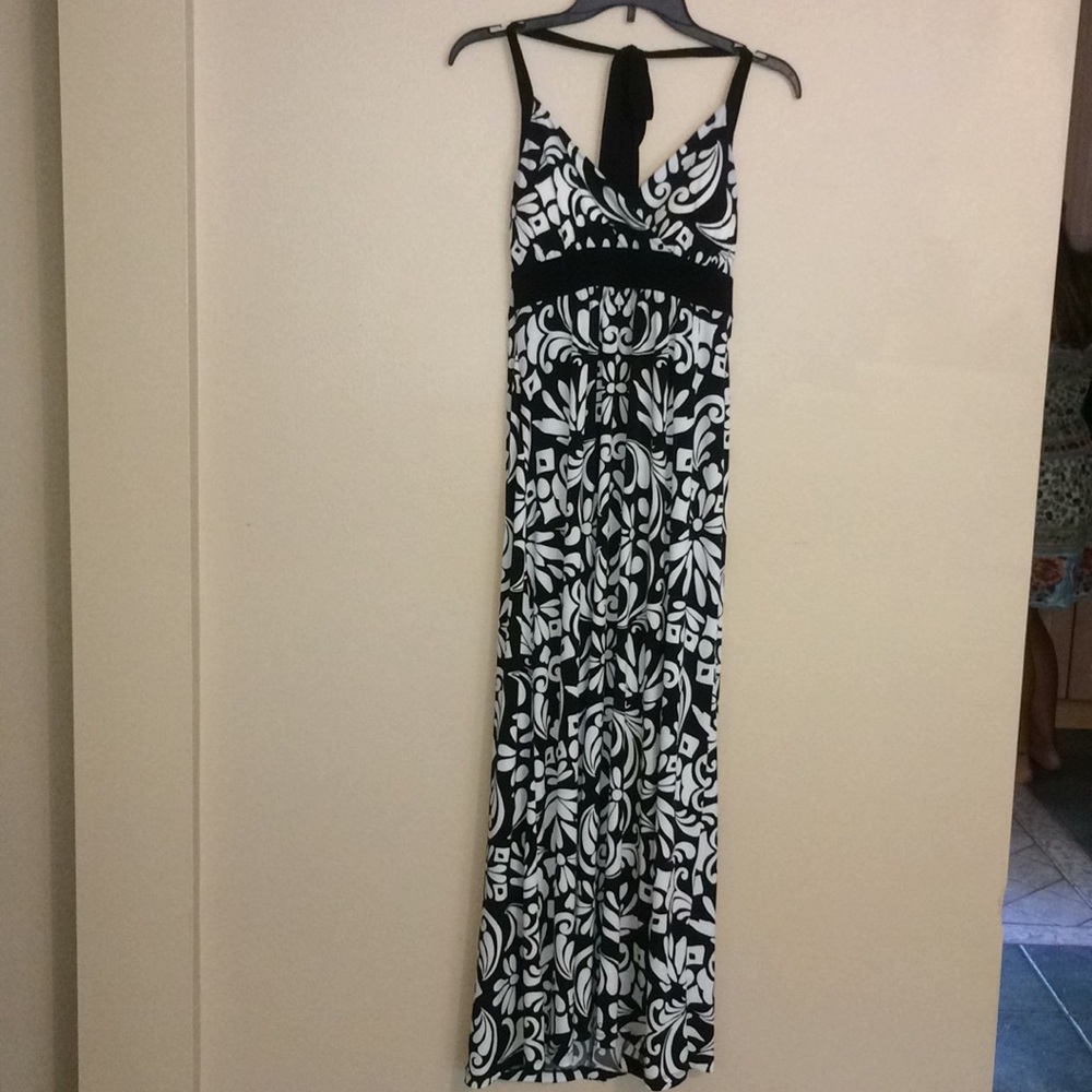 Black and white maxi dress